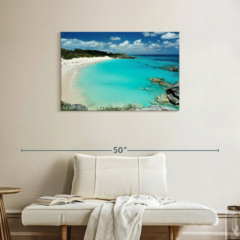 Gillard Bermuda, 24" H x 36" W