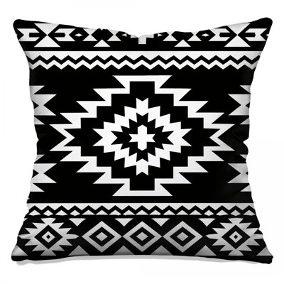 Coussins décoratifs noirs et blancs à motif tribal