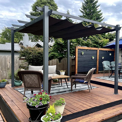 12 pi. L 10 pi. Pergola en métal avec auvent