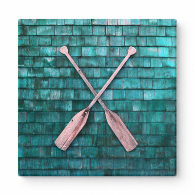«Crossed Oars on Teal Shingles», art mural carré sur toile