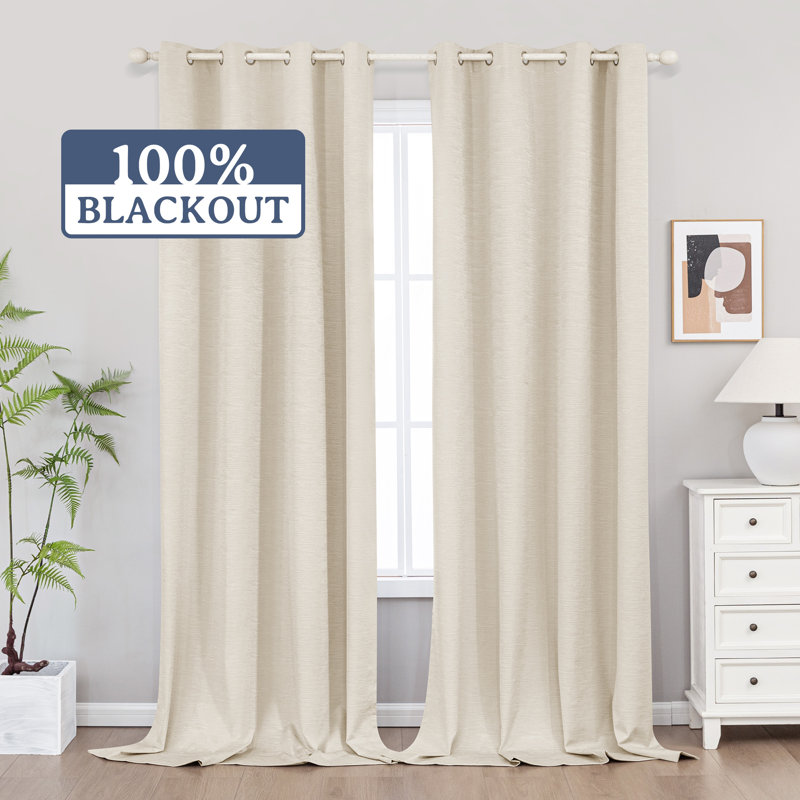Paire de rideaux 100% occultant et isolant en mélange de coton Clesta, Crème, L 52 po x L 108 po
