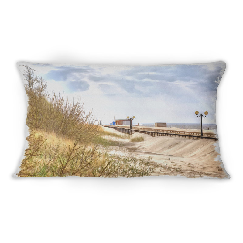 Promenade en bois le long de la côte de la mer Baltique - Coussin décoratif traditionnel imprimé 1
