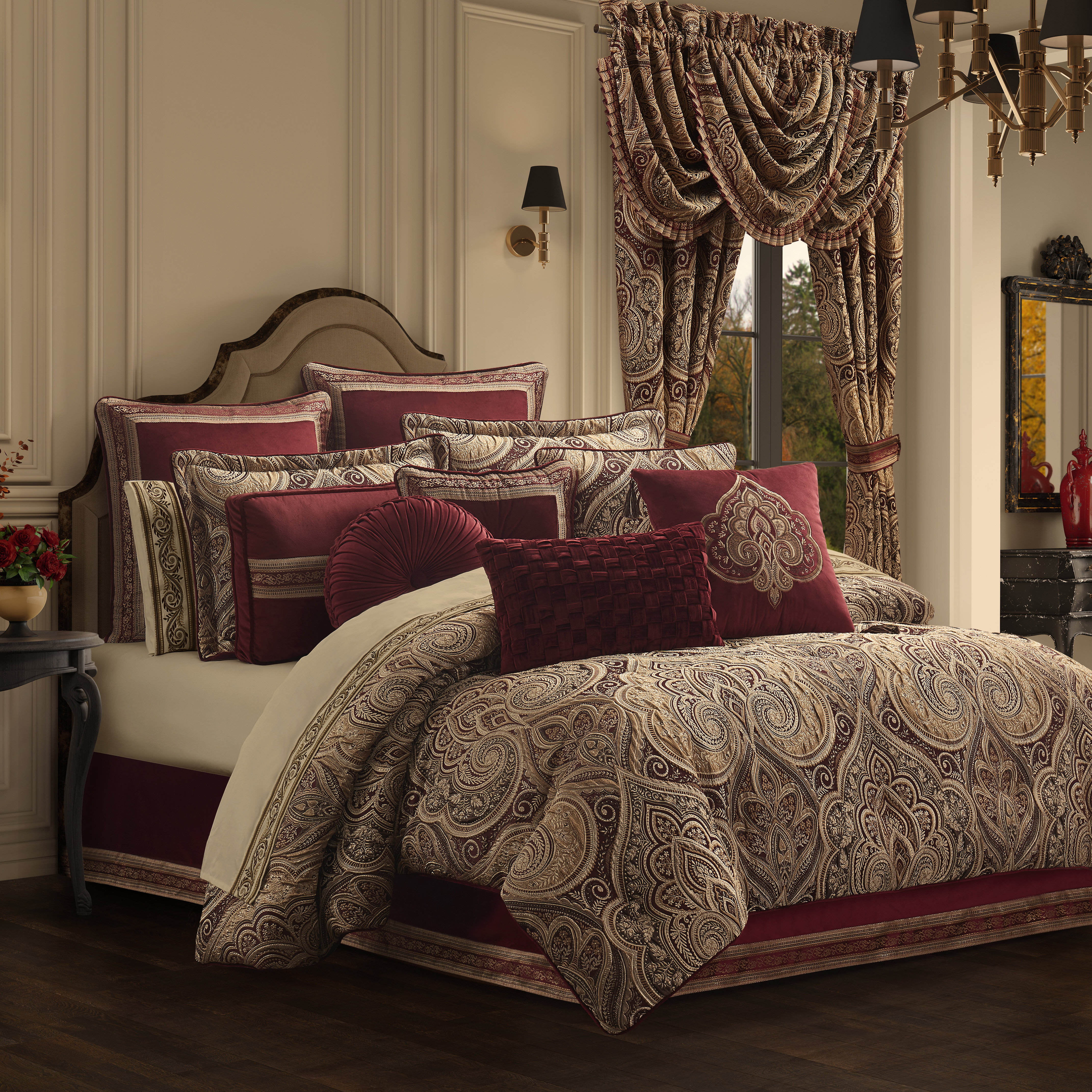 J. Queen New York Calistoga 4pc. Comforter Set, Crimson, image size:4284x4285