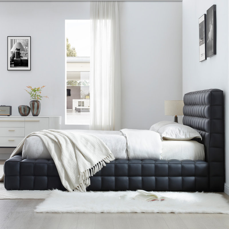 Cadre de lit rembourré en cuir Livia Vegan, Noir, Très grand