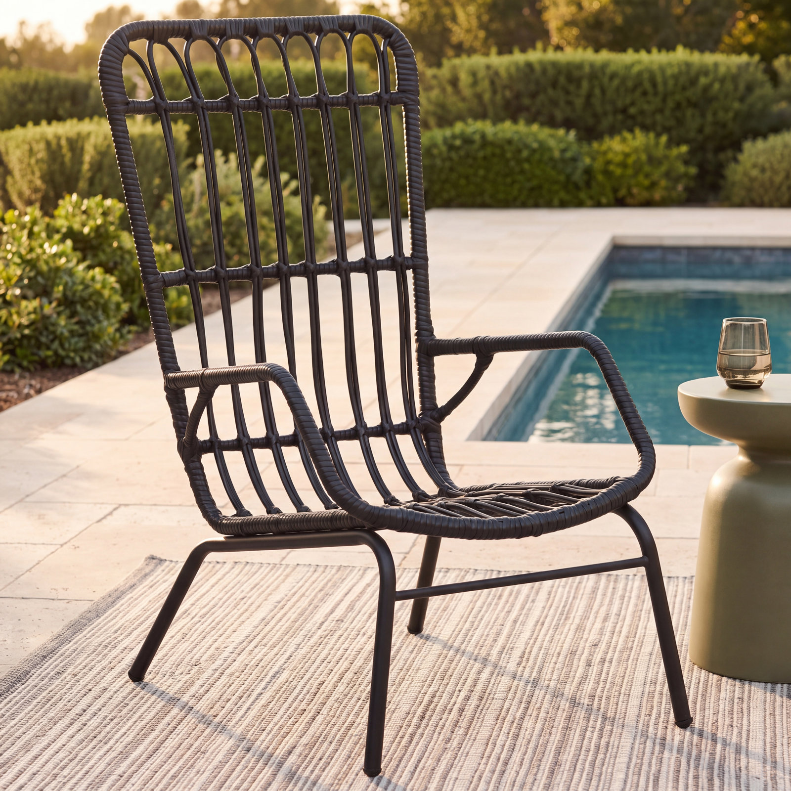 Yaretzi Patio Lounge Chair, Black