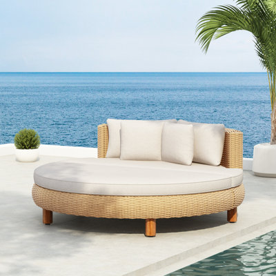 Aurelle Coastal PE Wicker Outdoor Daybed With Water-Repellent Cushions And 4 Pillows