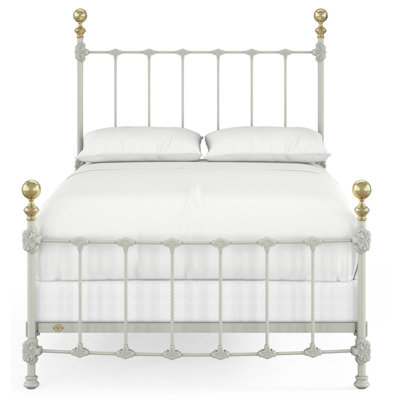 151 Palatial Bed | Complete Arched Foot