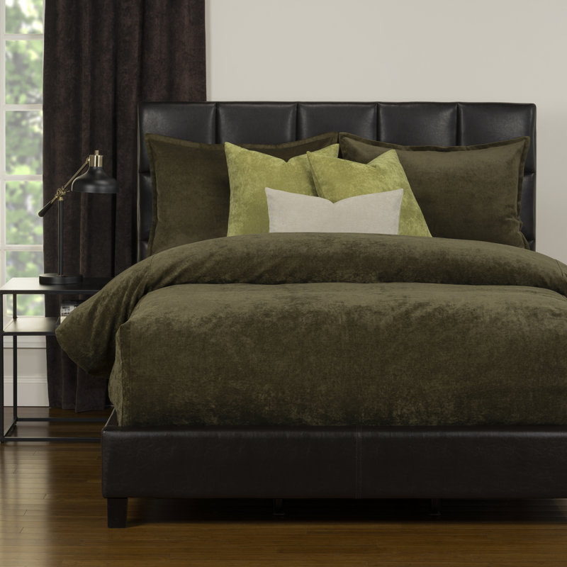 Mixology Velvet Bed Cap Comforter Set with Sewn Corners, King, Chive