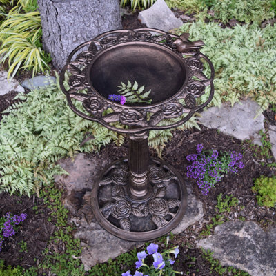 Bain de roses, bronze antique