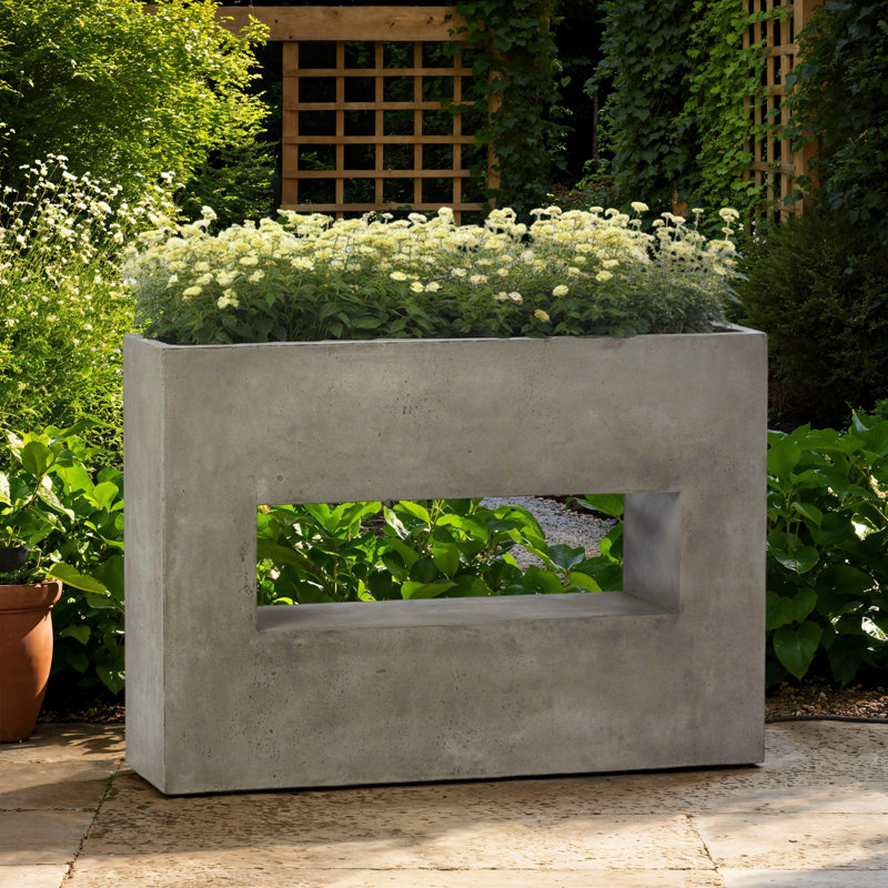 Westley Lightweight Concrete Pot Planter