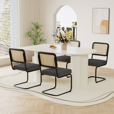 Ensemble de salle à manger à piédestal moderne avec chaises en velours