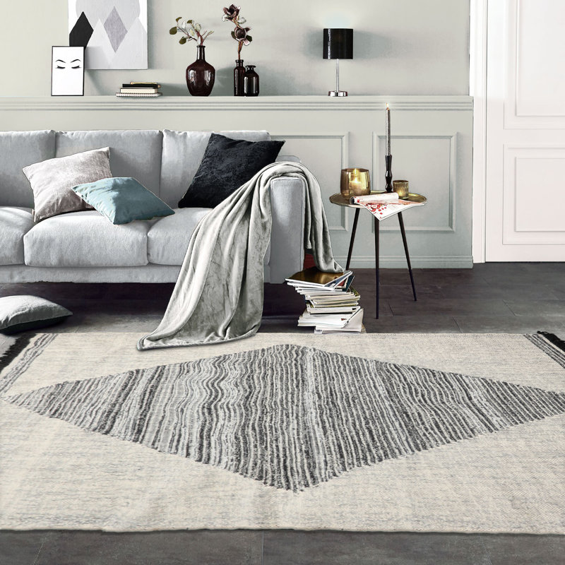 Tapis intérieur / extérieur rectangulaire en laine de conception unique 5 pi 3 po x 7 pi 7 po Ivann