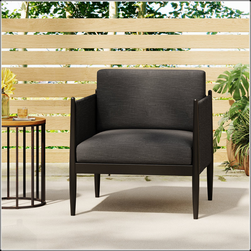 Fauteuil club d'extérieur moderne Dawson avec structure en aluminium durable et coussins résistants à l'eau pour plus de confort et de style