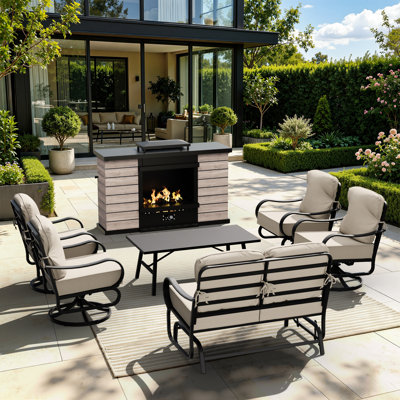 Ensemble de mobilier de patio 6 personnes avec coussins beiges, table basse et foyer extérieur