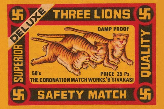 « three lions safety match », affiche rétro, H 24 po x l 36 po x P 1,5 po