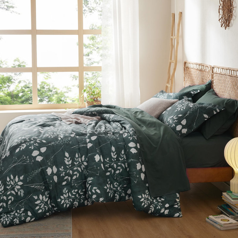 Bedsure Bed in a Bag - Reversible Flroal & Plant Pattern Printed with Comforters, Sheets, Pillowcases & Shams, 89GSM
