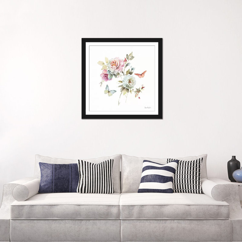 «Beautiful Romance VII», impression sur toile tendue, H 18 po x l 18 po x P 1,5 po, Toile avec cadre noir, Blanc