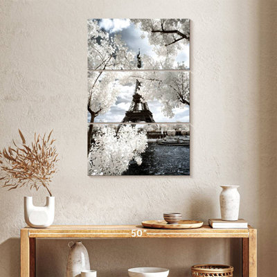 Nicci Another Look At Paris II