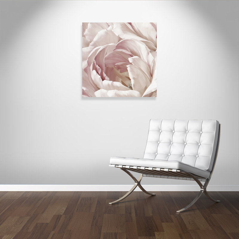 Intime rosé II - photographie, Toile tendue, H 36 po x l 36 po x P 1,375 po