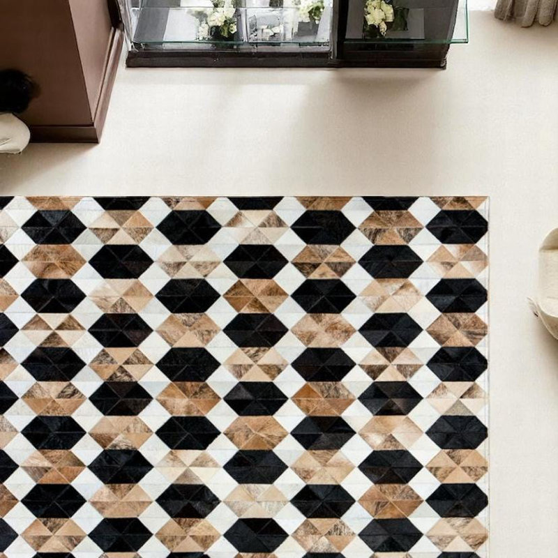 Tapis en cuir de vache noir de luxe avec patchwork - Tapis en cuir fabriqué à la main pour le salon