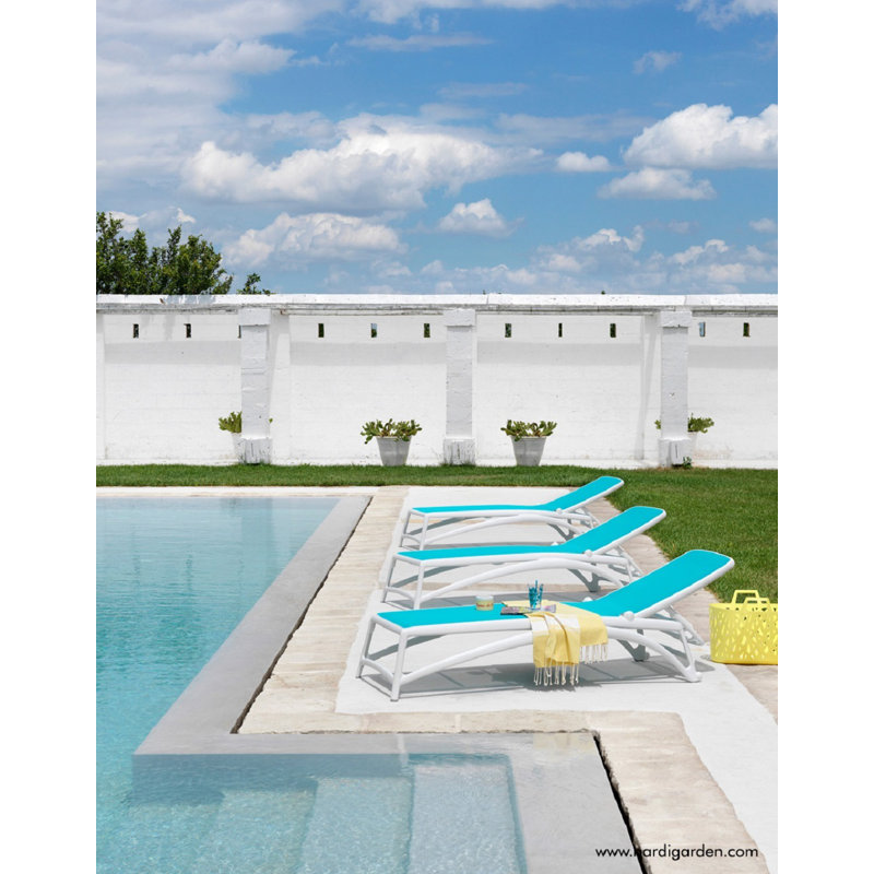 Atlantico Outdoor Chaise Lounge, Bianco/Celeste