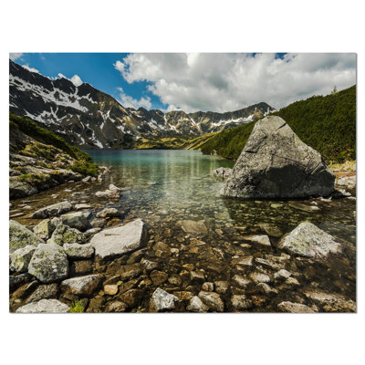 «Pond in Five Lakes Valley Landscape», reproduction de photo sur toile tendue