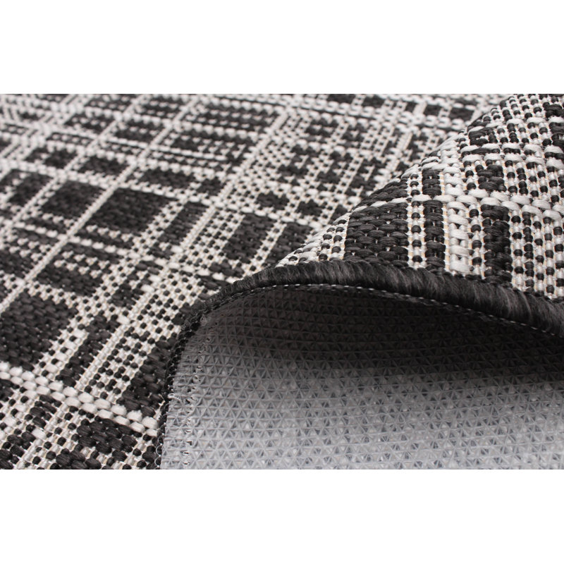 Vista Indoor / Outdoor Rug, Runner 2'2" x 6'7"