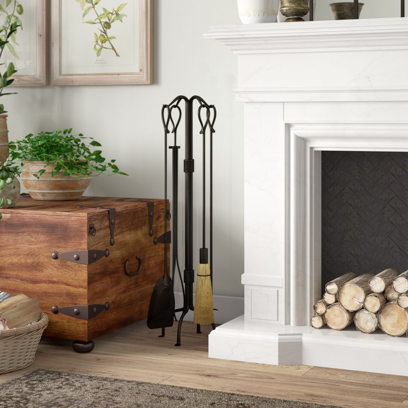 Angulo Iron Fireplace Tool Set