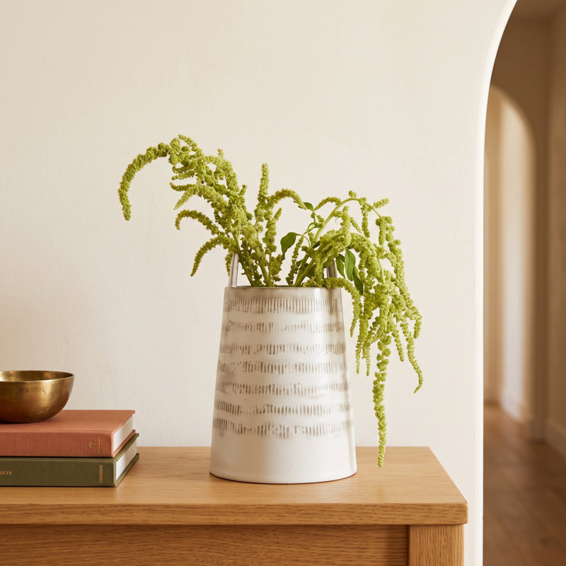 Circe Table Vase 1