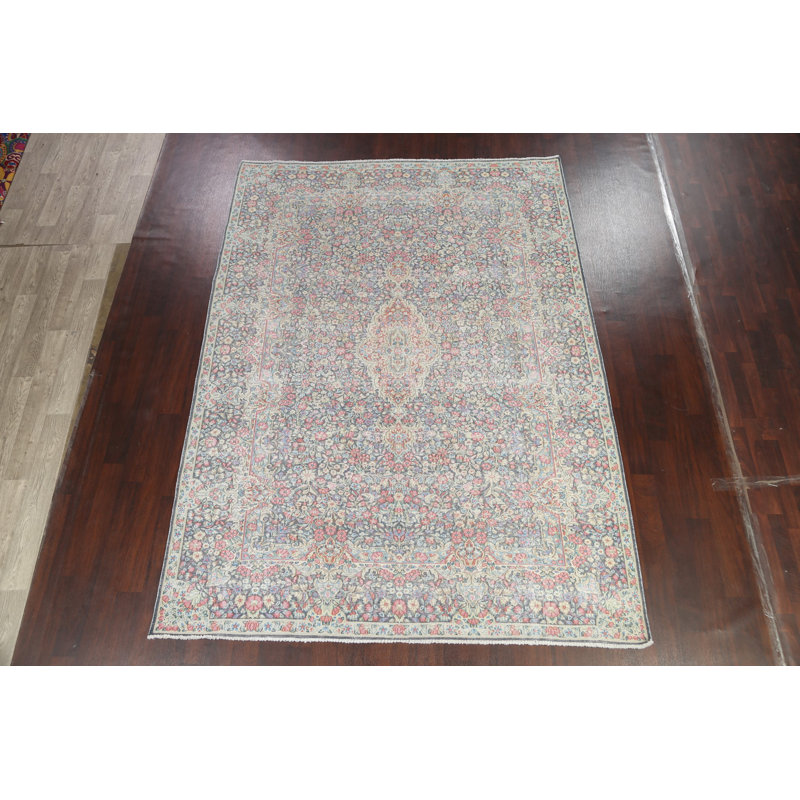 Tapis traditionnel discret 8 x 11