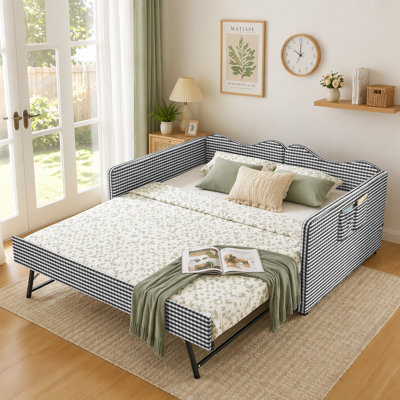 Daybed with Pull-Out Trundle Bed