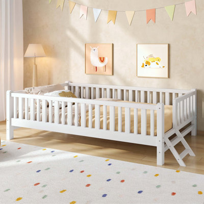Lit plateforme simple en bois avec garde-corps double