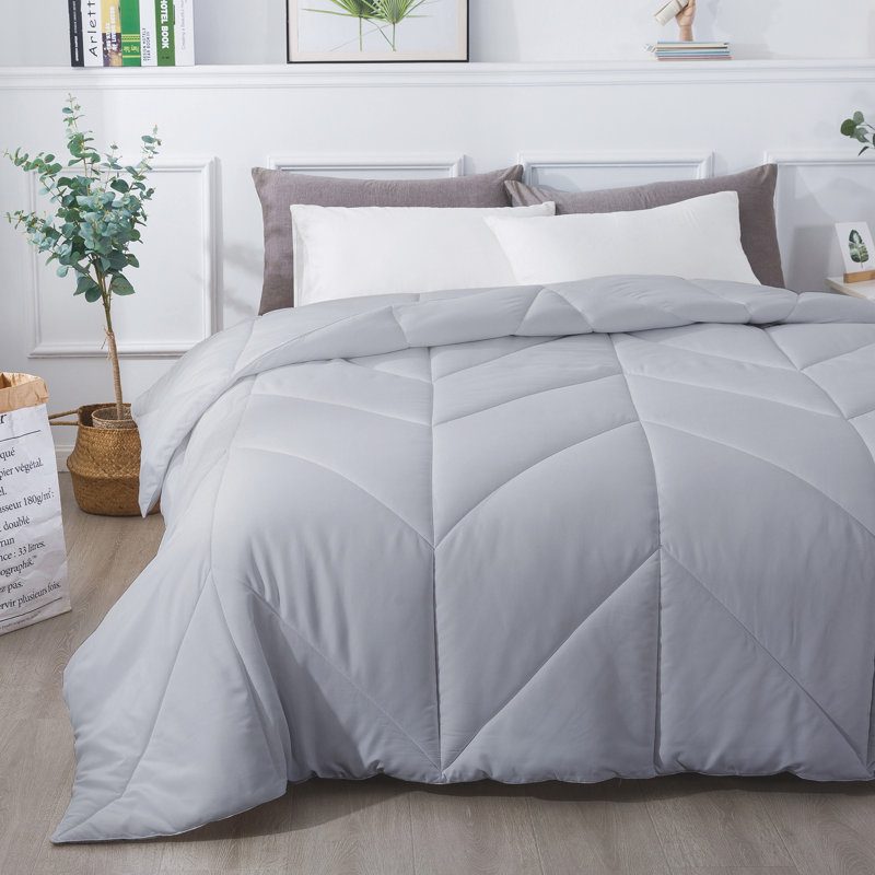Modern Comforter, Twin, Glacier Gray