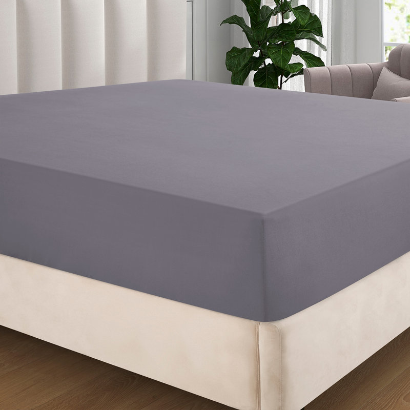 Extra Deep Pocket Microfiber Solid Fitted Sheet, Full/Double, Gray