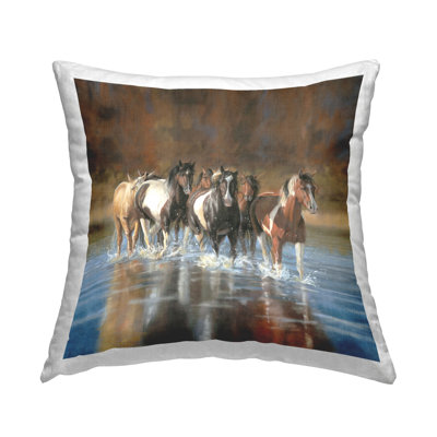 Conception de coussin décoratif River & Horses Scenery par Victoria Schultz
