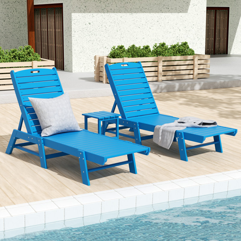 Chaise longue inclinable longue de 78,2 po avec table Laguna, Bleu