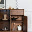 Buffet élégant avec tablettes en verre