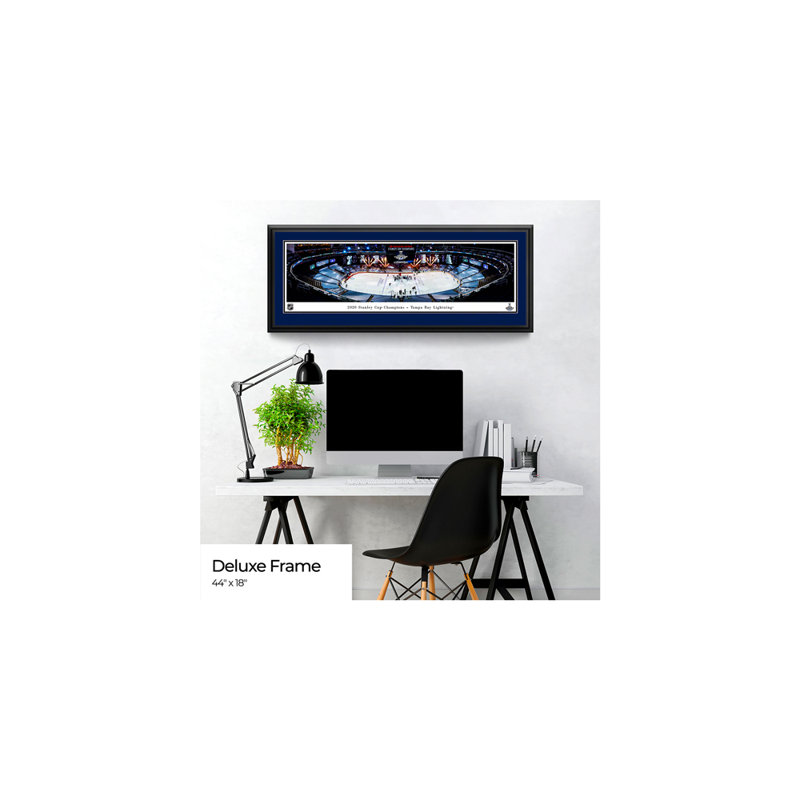 NHL Hockey, H 18 po x l 44 po x P 0,88 po, Bleu marine