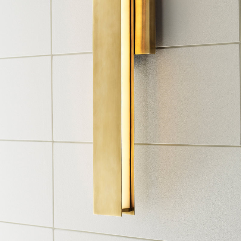 Bau 1 - Light LED Bath Bar, Natural Brass
