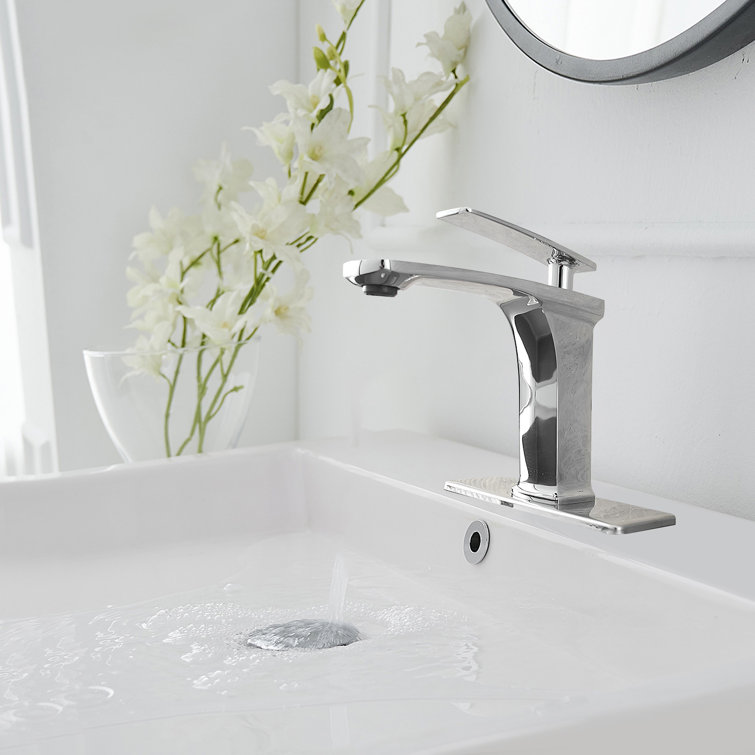Single-Hole Single-handle Bathroom Faucet with Drain Assembly