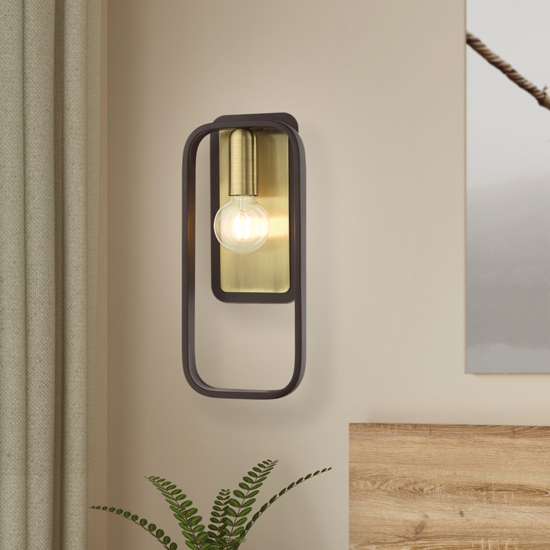 Zaivion Flush Mounted Sconce