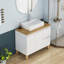 Ensemble de meuble-lavabo moderne avec lavabo, portes et grand tiroir, système à clous doux, conception sans poignée, plateau et pieds en bois massif naturel, lavabo rond en céramique sur le comptoir, blanc brillant