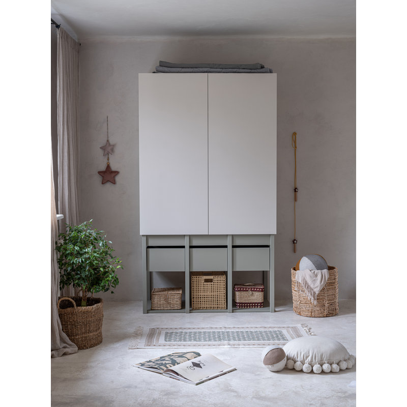 Rillia Wardrobe, Eucalyptus