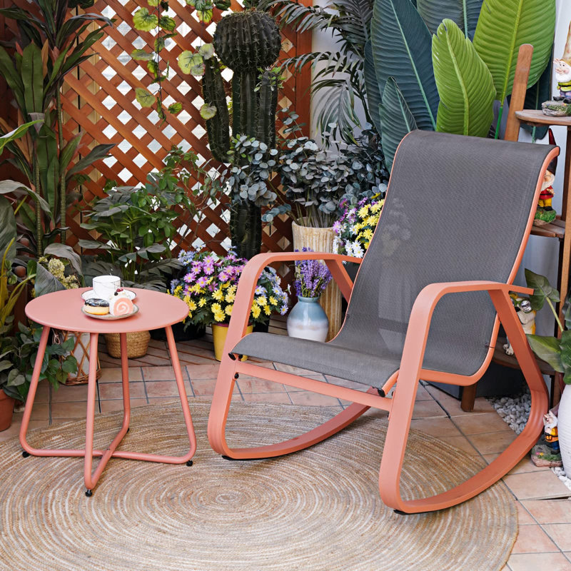 Table d'appoint en métal Adelynn, Rose