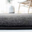 Tapis noir en polypropylène tissé à la machine Diez-50045740