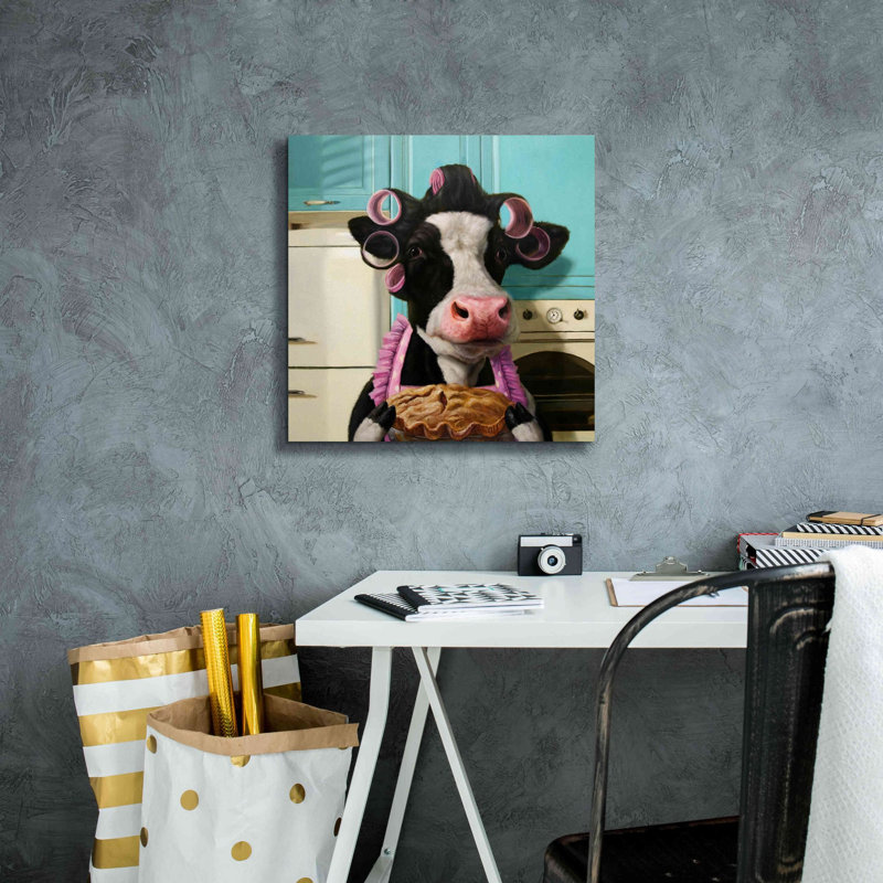 «Cow Pie» par Lucia Heffernan, reproduction sur toile tendue, H 18 po x l 18 po x P 0,75 po