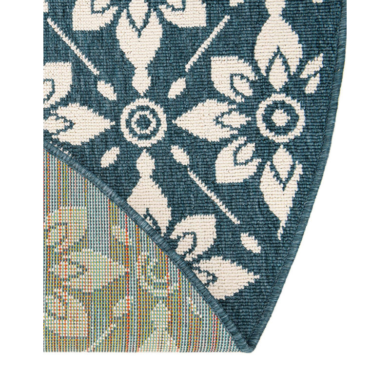 Indoor/Outdoor Trellis Area Rug, Round 7'10"