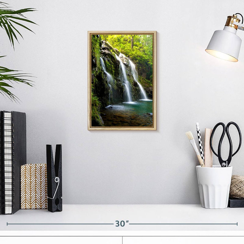 Chutes de Hana, Cadre flottant en bois naturel, 9" x 13"