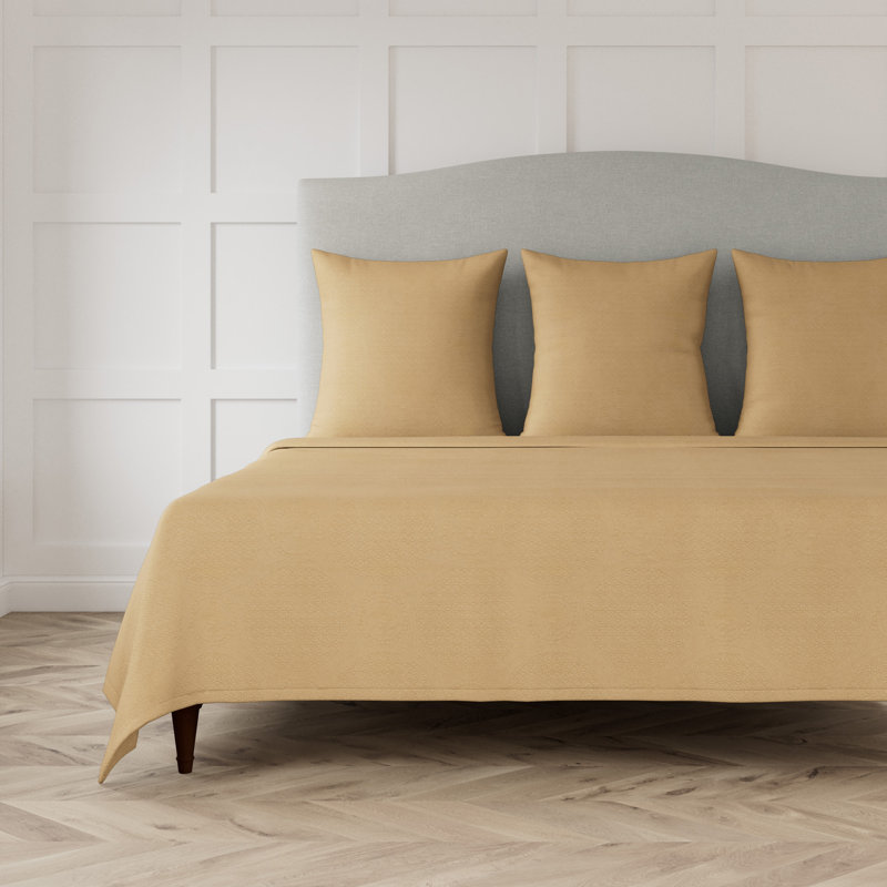 The Met X Ann Gish Great Hall Traditional Cotton Geometric Shapes Coverlet, Queen Coverlet + 2 Euro Shams, Sand