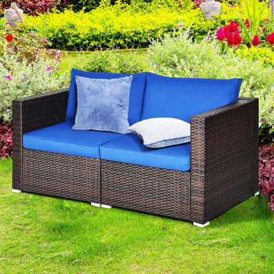 Chaise de patio avec coussins Ariyeh